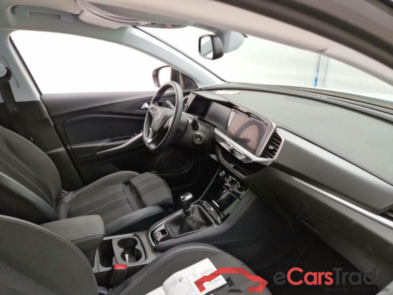 OPEL Grandland 1.2 Turbo Business Elegance #3