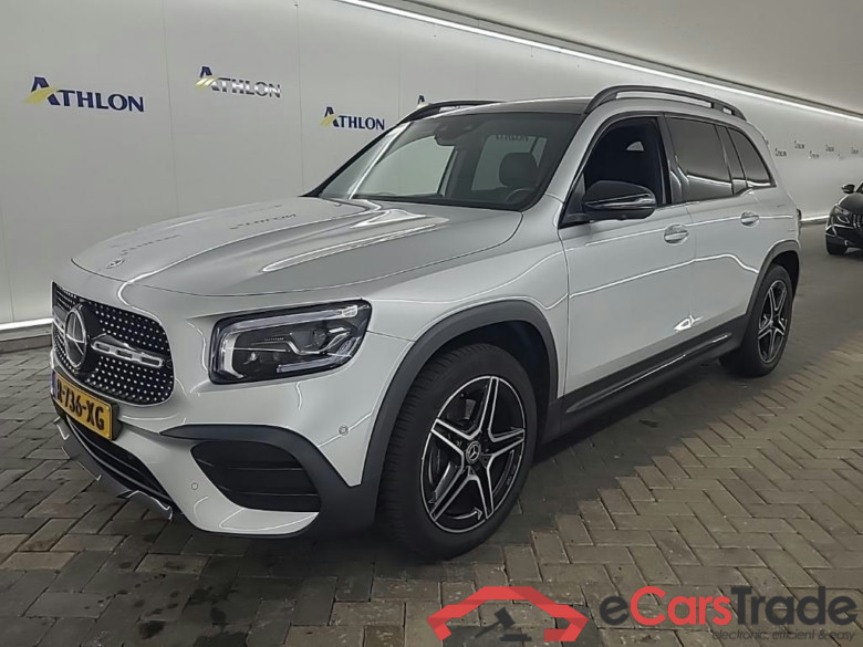 MERCEDES-BENZ GLB-Klasse 200 DCT AMG Line 5D 120kW
