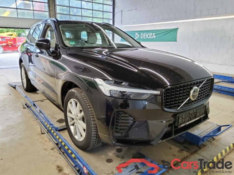 Volvo XC60 (03.2017->) DE - SUV5 B4 (Diesel) 2WD EU6d, Plus Dark Mild-Hybrid, (Facelift) 2022 - 2023 #2