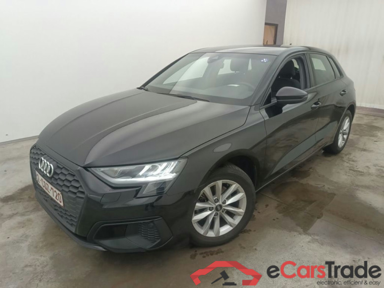 Audi A3 Sportback 2.0 30 TDi 85kW Attraction 5d #1