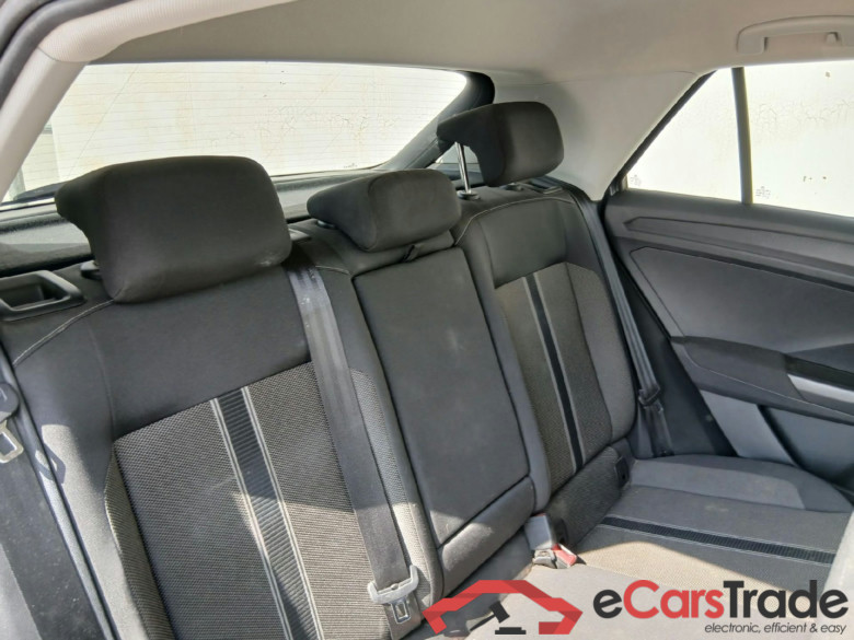 VOLKSWAGEN T-Roc / 2017 / 5P / todoterreno Advance 2.0 TDI 110kW (150CV) DSG (AC2) #6