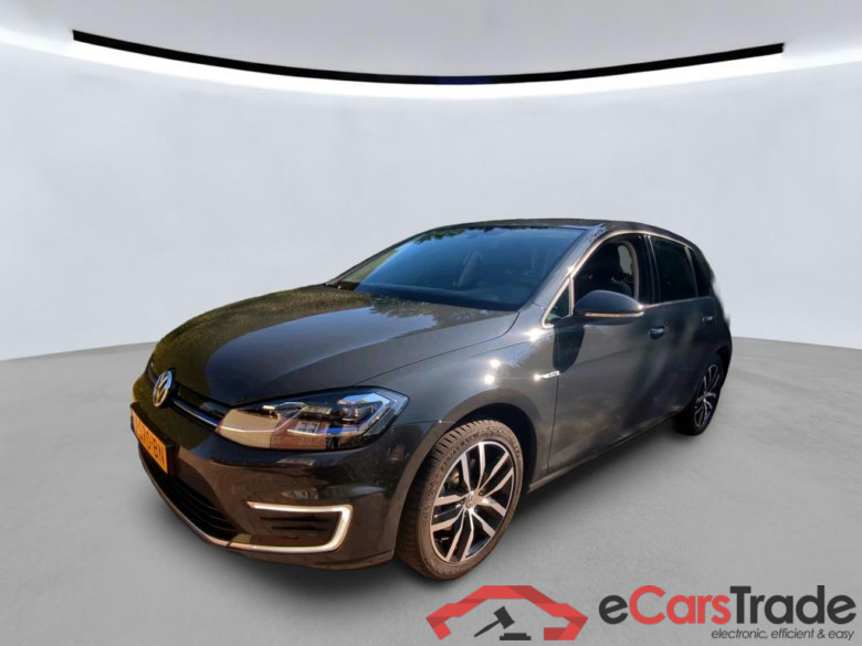 VOLKSWAGEN e-Golf 100 kW #1