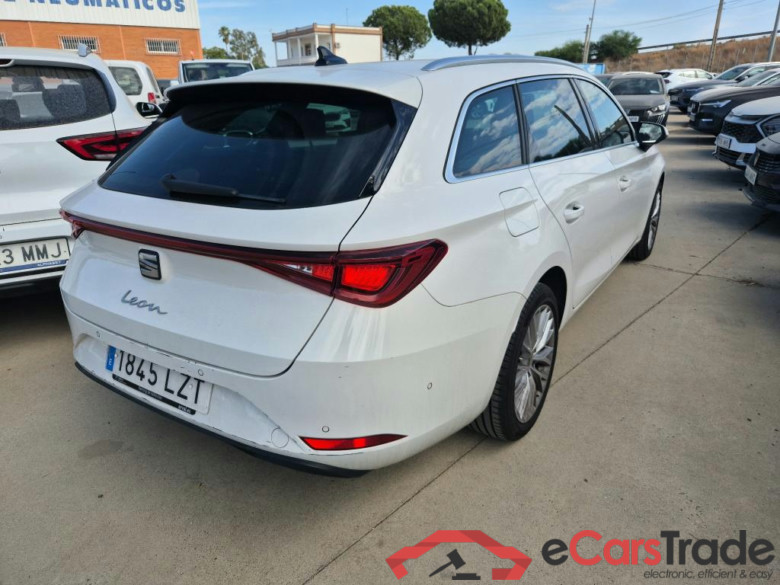 SEAT Nuevo León / 2020 / 5P / familiar SP 1.5 eTSI 110kW DSG S&S Xcellence Go L #2