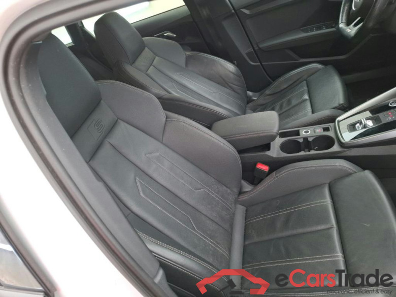 AUDI A3 Sportback / 2020 / 5P / Berline 40 TFSI e 204 S Tronic S Line #6