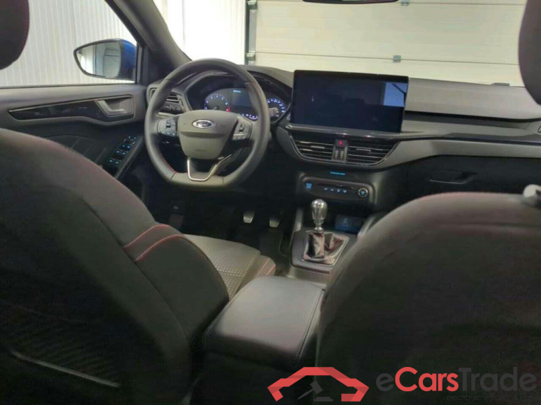 FORD Focus Wagon 1.0 EBH ST Line #3