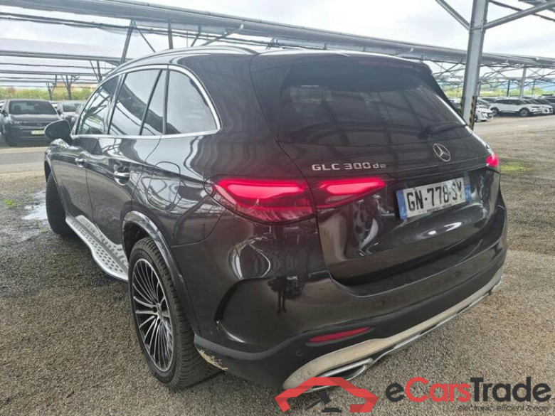 Mercedes GLC 300de Plug-In Hybrid AMG 4Matic Aut. Pano LED-Multibeam Head-Up Ambient Widescreen Navi Sport-Leather KeylessGo Camera 360 Klima PDC ... #4