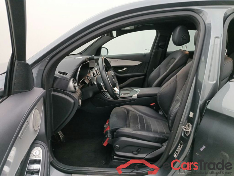Mercedes-Benz GLC Coupé GLC 200 4MATIC 5d #3