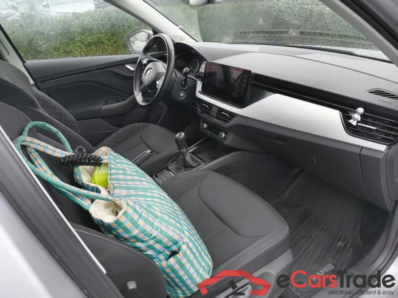 SKODA Kamiq 1.0 TSI Clever #6