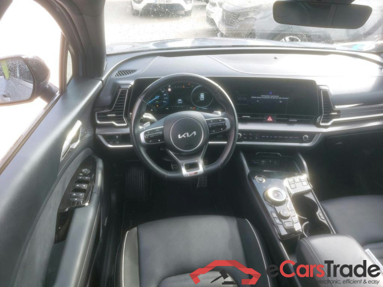 KIA Sportage / 2022 / 5P / todoterreno 1.6 T-GDi HEV 158kW (215CV) GT-line 4x2 #3