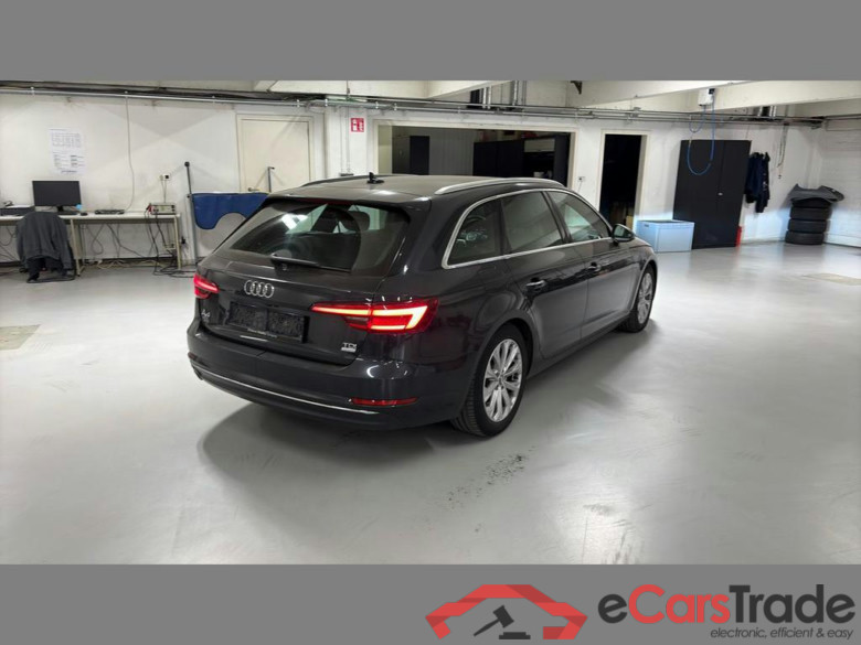 AUDI A4 Avant Dsl 2.0 TDi ultra Design S tronic #4
