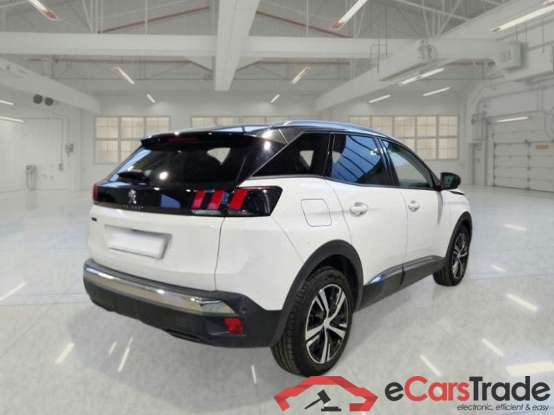 PEUGEOT 3008 / 2016 / 5P / SUV BLUEHDI 130 EAT8 SeS ALLURE #2