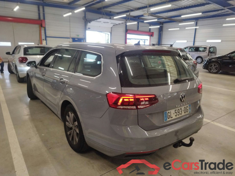 Volkswagen Passat Variant 2.0 TDI Aut. LED ACC Navi Sport-Seats KeylessGo Klima PDC ... #4