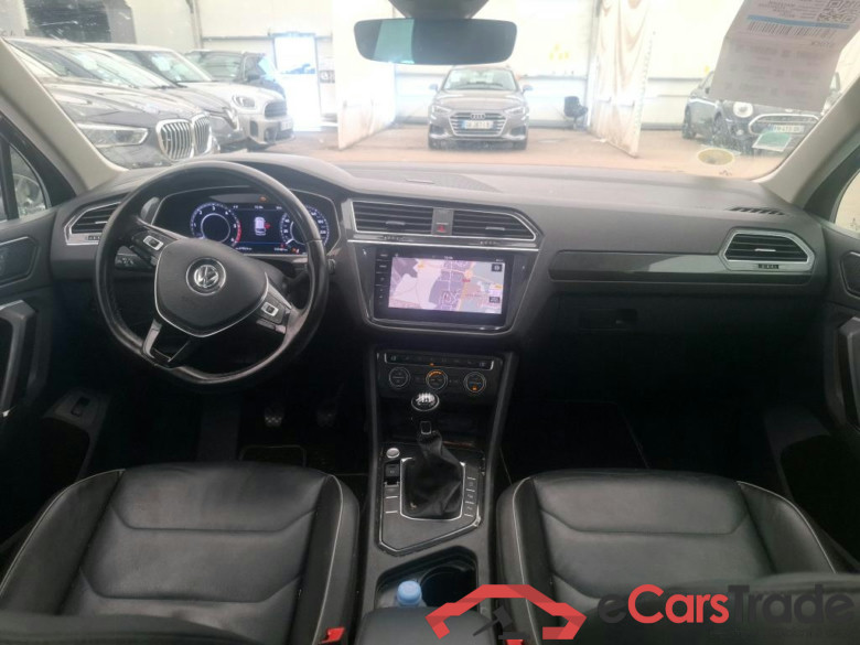 VOLKSWAGEN Tiguan 5p SUV 2.0 TDI 150 Carat Exclusive #5