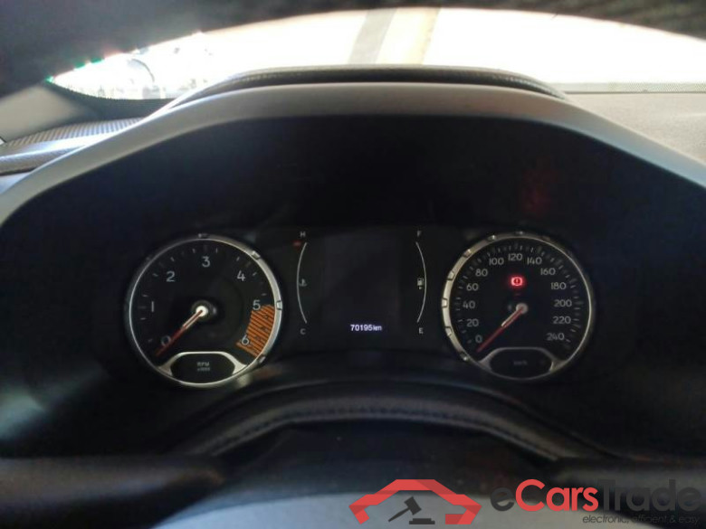 JEEP RENEGADE / 2018 / 5P / SUV 1.6 MJET 130CV LONGITUDE #4
