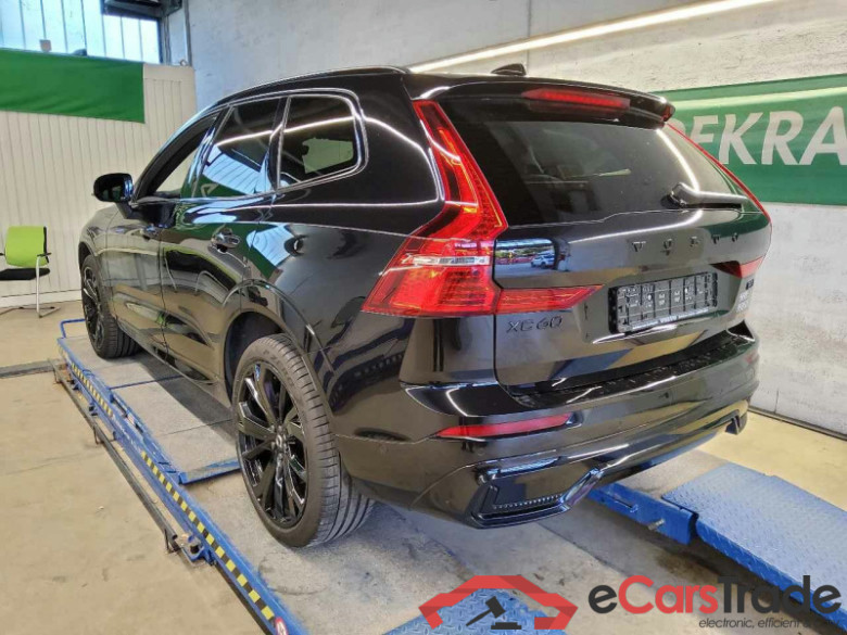 Volvo XC60 (03.2017->) DE - SUV5 B5 (Benzin) AWD EU6d, Plus Black Edition Mild-Hybrid, (Facelift) 2023 #4