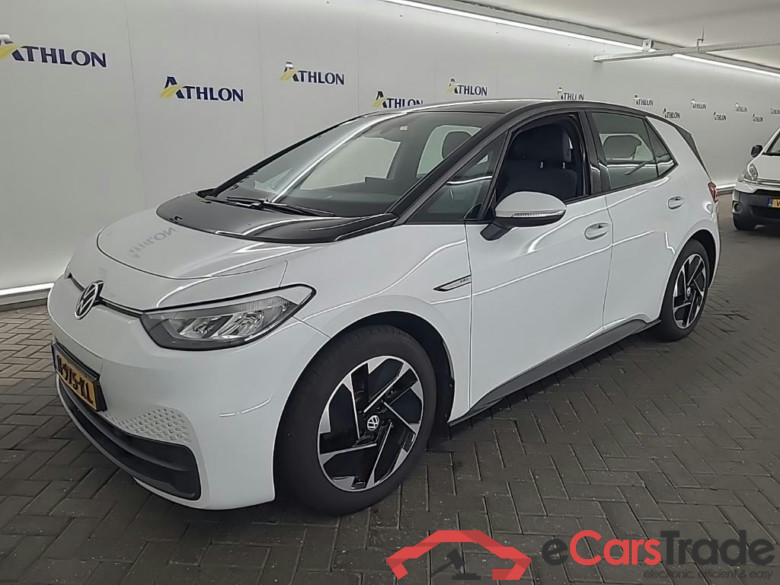 VOLKSWAGEN ID.3 58kWh 107kW Life auto 5D #1
