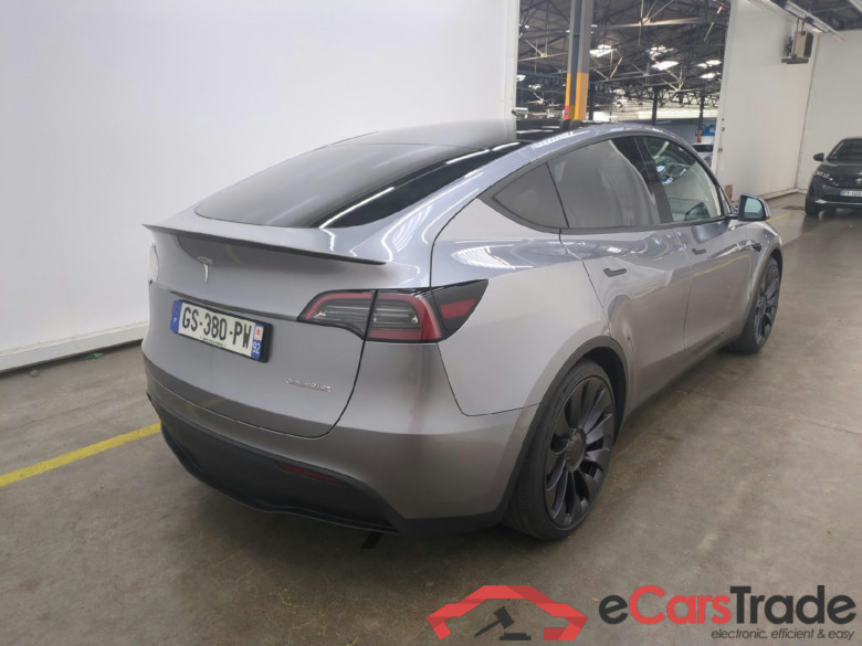 TESLA Model Y / 2020 / 5P / SUV Performance Dual-Motor AWD #4