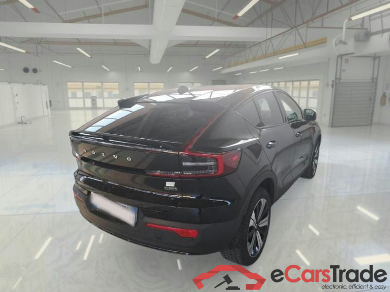 VOLVO C40 / 2021 / 5P / CROSSOVER RECHARGE TWIN PLUS #2