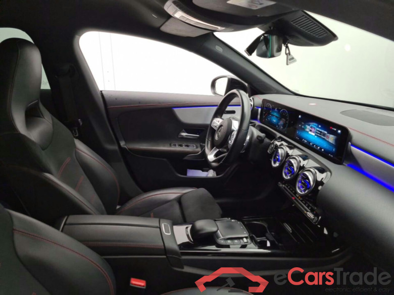 MERCEDES-BENZ CLA SHOOTING BRAKE 1.3 250 E 7G-DCT AMG LINE #3