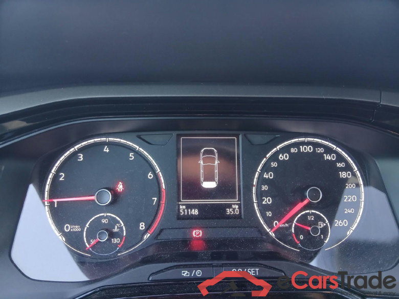 VOLKSWAGEN Polo / 2017 / 5P / berlina con portón Advance 1.0 TSI 70kW (95CV) #4
