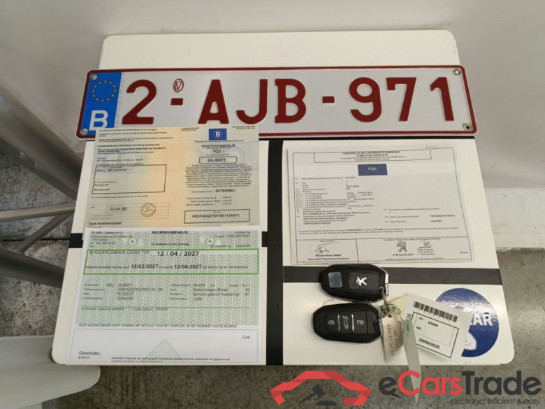 Peugeot 508 SW 1.6 Hybrid 225 e-EAT8 Allure Pack 5d #4