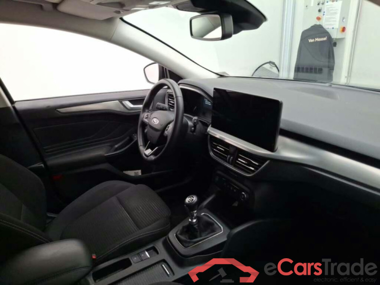 FORD Focus Wagon 1.0 EBH Titanium #3