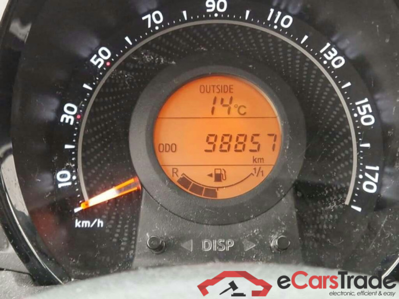 TOYOTA Aygo 1.0 VVT-i x-play #6
