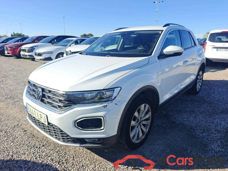 VOLKSWAGEN T-Roc / 2017 / 5P / todoterreno Advance 1.0 TSI 81kW (110CV) #1