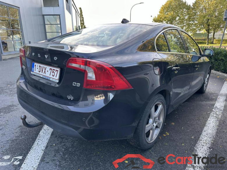 VOLVO S60 Dsl 2.0 D3 Momentum Geartronic #3