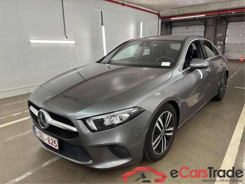 Mercedes A-Klasse Limousine Classe A Limousine A 180 d Luxury Line 85kW/116pk  4D/P Auto-8 #1