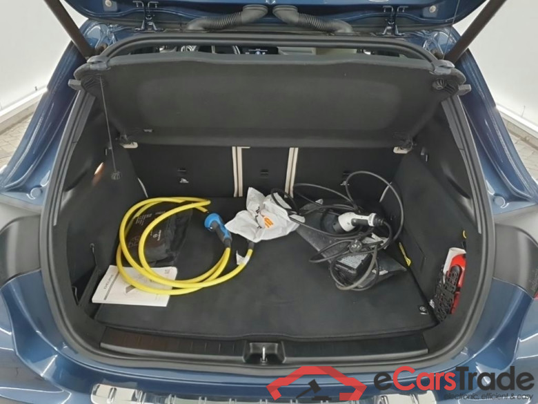 MERCEDES-BENZ EQA 250 Business Solution Luxury auto 5D 140kW #5