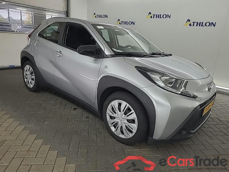 TOYOTA Aygo X 1.0 VVT-I MT play 5D 53kW #2