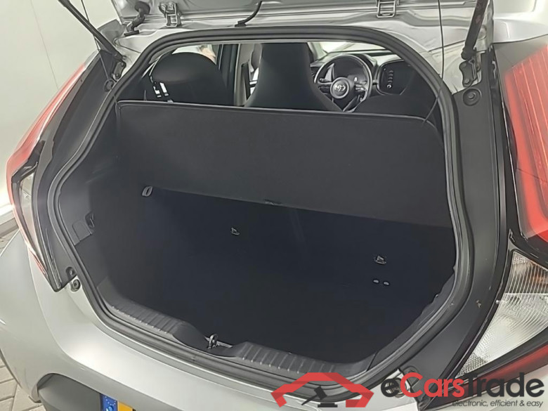 TOYOTA Aygo X 1.0 VVT-I MT play 5D 53kW #5