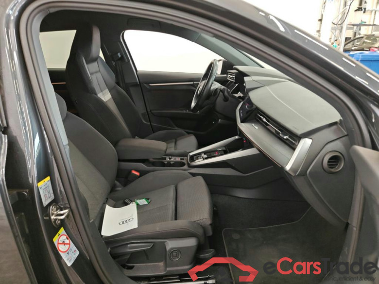 Audi A3 Sportback 40 TFSI e S tronic Advanced edition 5d + Bang & Olufsen #3