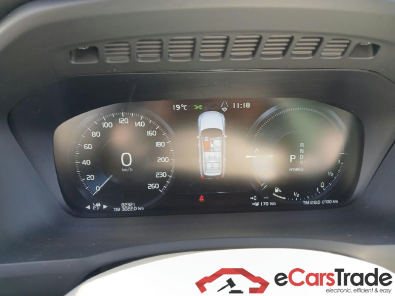 VOLVO XC90 / 2019 / 5P / todoterreno 2.0 T8 AWD Recharge Inscription Auto #4
