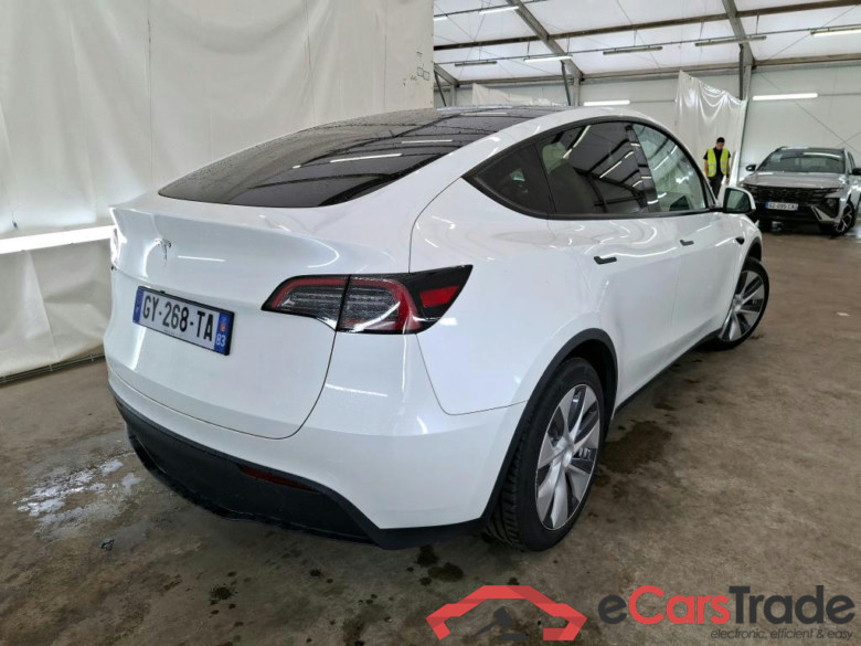 TESLA Model Y / 2021 / 5P / SUV RWD #6