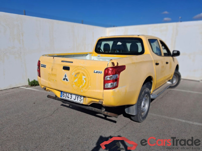 MITSUBISHI L200 VU 4p 4G pickup D/C 250 DI-D M-Pro #2