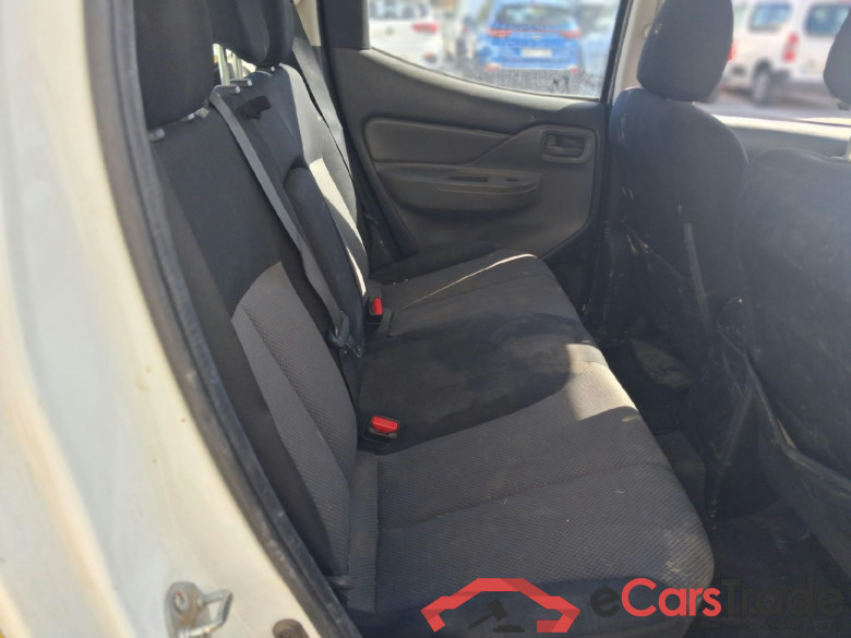 MITSUBISHI L200 VU 4p 4G pickup D/C 250 DI-D M-Pro #6