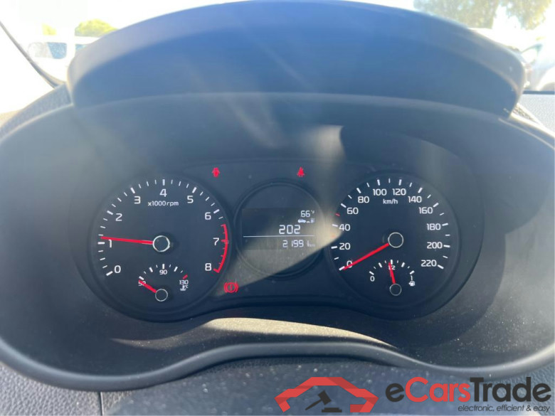 KIA Picanto / 2020 / 5P / berlina con portón 1.0 DPi 49kW (67CV) Concept (AC) #4