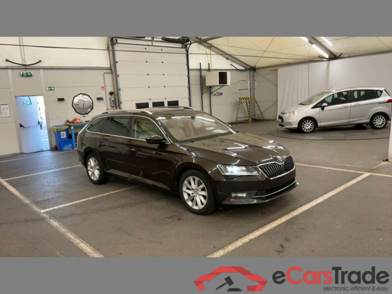 SKODA Superb Combi Dsl SW 2.0 CR TDi Style #2