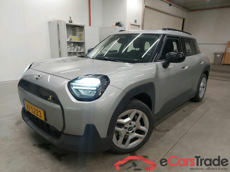 MINI - MIN ACEMAN SE 54.2Kwh 218PK With Climatic & Navigation & Cruise Control & Park Sensors Front & Rear  * ELECTRIC *