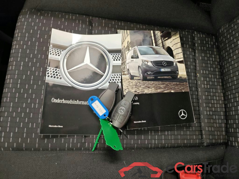 Mercedes-Benz Vito 110CDI Functional XL 4d #4