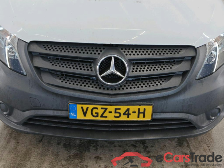 Mercedes-Benz Vito 110CDI Functional XL 4d #5