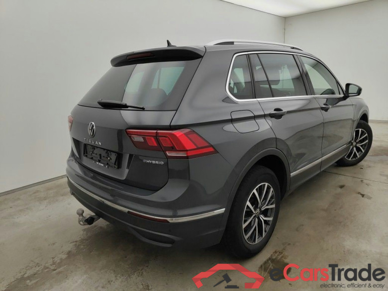 Volkswagen Tiguan 1.4 eHybrid DSG Life 5d #2