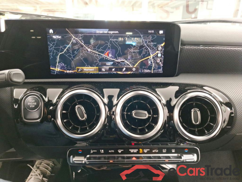 MERCEDES-BENZ A-CLASS LIMOUSINE 1.3 A 250 E LUXURY LINE DCT #2