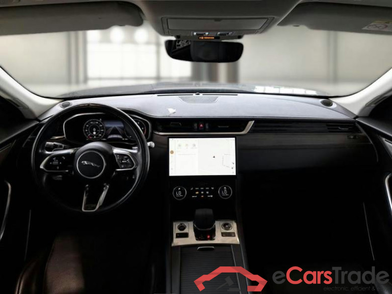 JAGUAR F-PACE / 2020 / 5P / SUV 2.0D D204 SE AUTO 4WD #3
