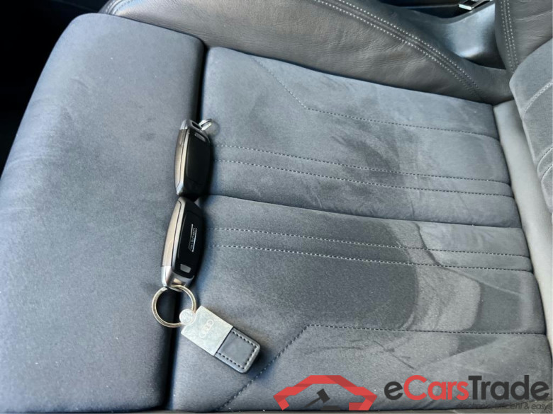AUDI e-tron 300 kW #6